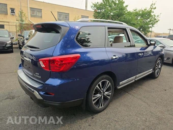 2017 Nissan Pathfinder Platinum – miniatura 3