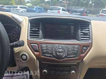 2017 Nissan Pathfinder Platinum – miniatura 10