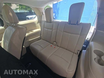 2017 Nissan Pathfinder Platinum – miniatura 14