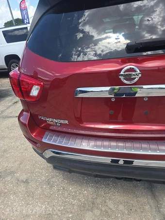 2017 Nissan Pathfinder Platinum – miniatura 20