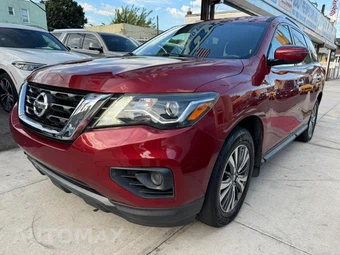 2017 Nissan Pathfinder S - miniatura 2