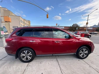 2017 Nissan Pathfinder S - miniatura 5