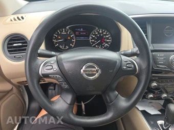 2017 Nissan Pathfinder S – miniatura 10