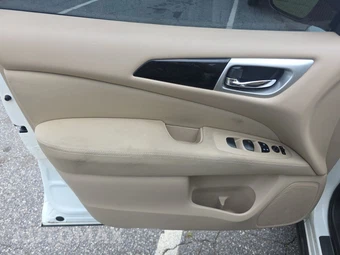 2017 Nissan Pathfinder S – miniatura 9