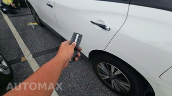 2017 Nissan Pathfinder S - miniatura 44