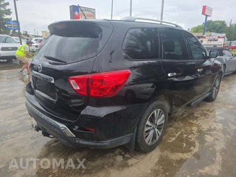 2017 Nissan Pathfinder S – miniatura 3