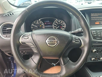 2017 Nissan Pathfinder SL – miniatura 10