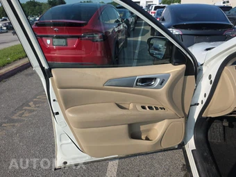 2017 Nissan Pathfinder SL – miniatura 9
