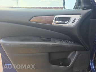 2017 Nissan Pathfinder SL – miniatura 9
