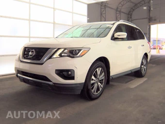 2017 Nissan Pathfinder SL