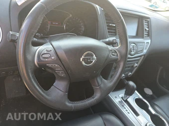 2017 Nissan Pathfinder SL - miniatura 10