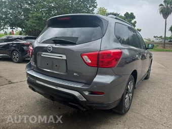 2017 Nissan Pathfinder SL – miniatura 4