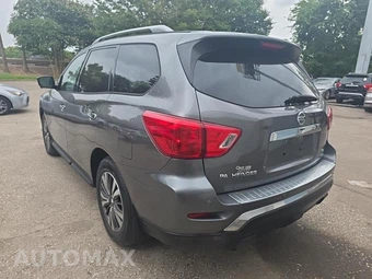 2017 Nissan Pathfinder SL – miniatura 6