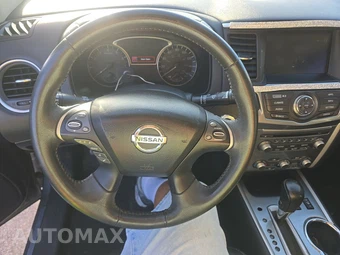 2017 Nissan Pathfinder SL – miniatura 10