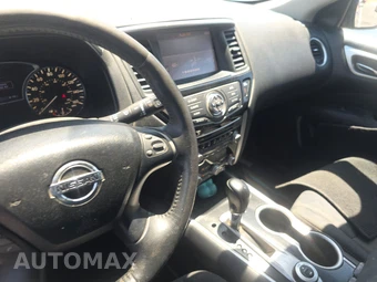 2017 Nissan Pathfinder SV – miniatura 11