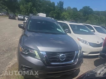 2017 Nissan Pathfinder SV – miniatura 2