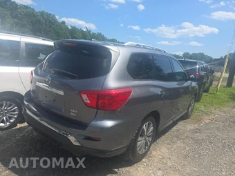 2017 Nissan Pathfinder SV – miniatura 4