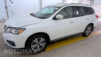 2017 Nissan Pathfinder SV