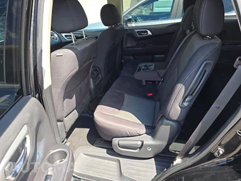 2017 Nissan Pathfinder SV – miniatura 13