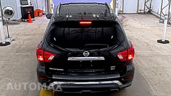 2017 Nissan Pathfinder SV – miniatura 5