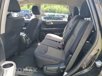 2017 Nissan Pathfinder SV – miniatura 13