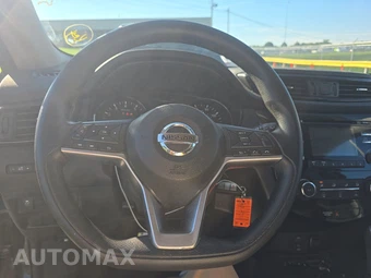2017 Nissan Rogue S - miniatura 10