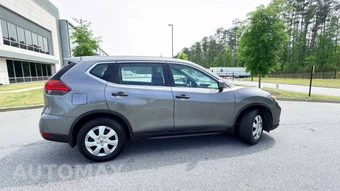 2017 Nissan Rogue S - miniatura 10