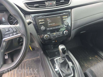 2017 Nissan Rogue S – miniatura 7