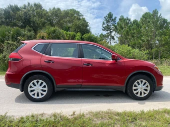 2017 Nissan Rogue S - miniatura 5
