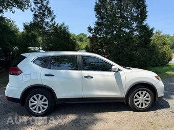 2017 Nissan Rogue S - miniatura 6