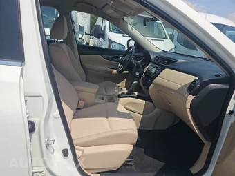 2017 Nissan Rogue S - miniatura 8