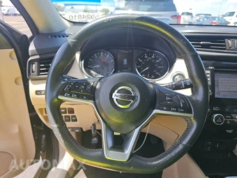 2017 Nissan Rogue SL – miniatura 10