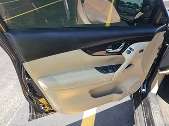2017 Nissan Rogue SL – miniatura 9