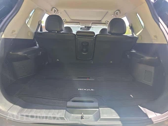 2017 Nissan Rogue SL - miniatura 14