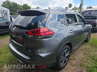 2017 Nissan Rogue SL - miniatura 3