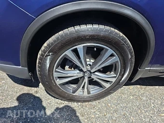2017 Nissan Rogue SL – miniatura 14