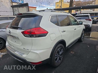 2017 Nissan Rogue SL - miniatura 3