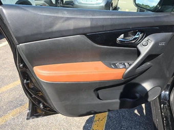 2017 Nissan Rogue SL - miniatura 9