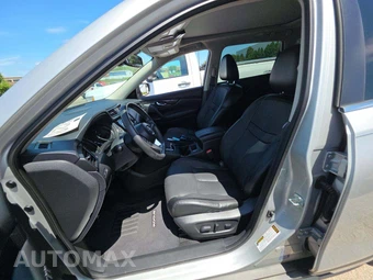2017 Nissan Rogue SL - miniatura 6