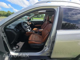 2017 Nissan Rogue SL - miniatura 6