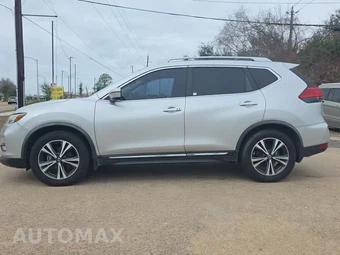 2017 Nissan Rogue SL – miniatura 3