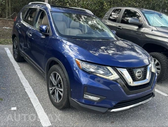 2017 Nissan Rogue SL - miniatura 3