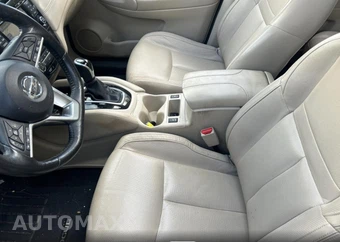 2017 Nissan Rogue SL - miniatura 9