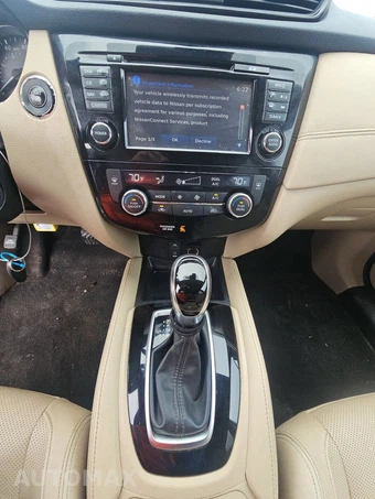 2017 Nissan Rogue SL - miniatura 11