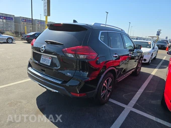 2017 Nissan Rogue SL – miniatura 4
