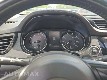 2017 Nissan Rogue SL – miniatura 9