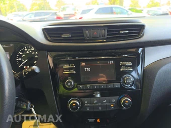 2017 Nissan Rogue Sport S - miniatura 10