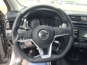 2017 Nissan Rogue Sport S - miniatura 10