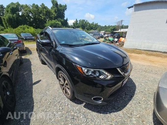 2017 Nissan Rogue Sport SL - miniatura 4