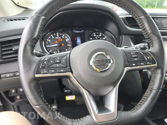 2017 Nissan Rogue Sport SL - miniatura 10